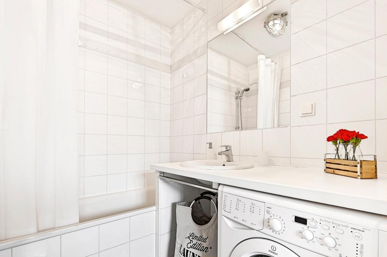 Peaceful Belvedere Apartment In Safe, Quiet & Central Location เวียนนา ภายนอก รูปภาพ